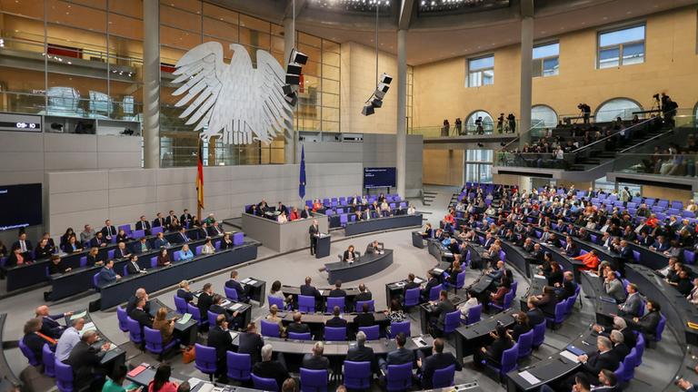 Olaf Scholz hät eine Rede im Deutschen Bundestag