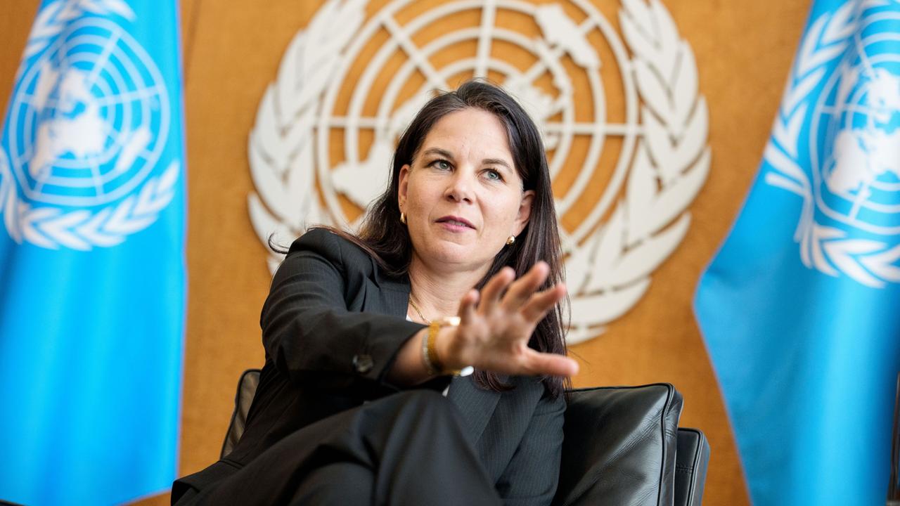 Baerbock warnt vor Folgen von Finanzkürzungen bei UN für Afrika Baerbock warnt vor Folgen von Finanzkürzungen bei UN für Afrika