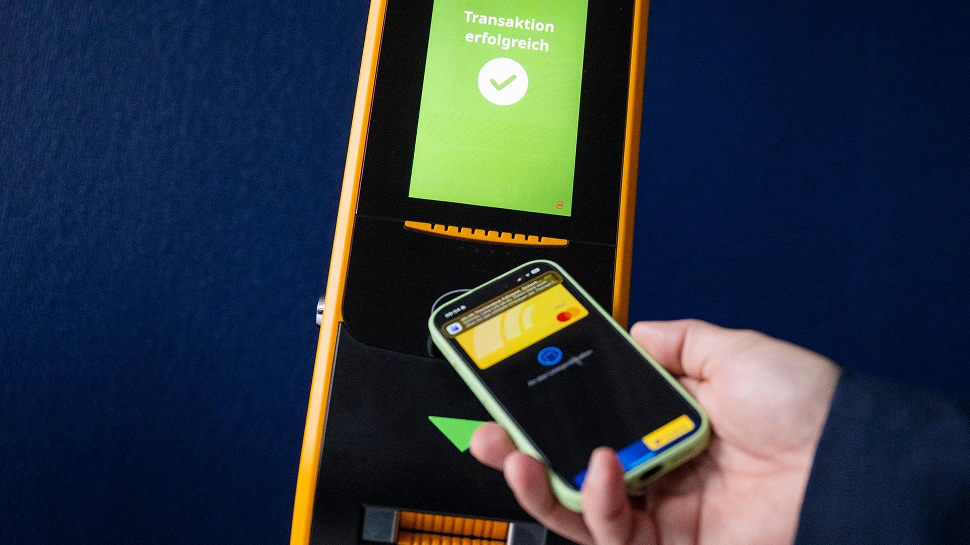 Neue Fahrkartenautomaten: Fahrgastverband kritisiert BVG-Pläne für digitale Tickets