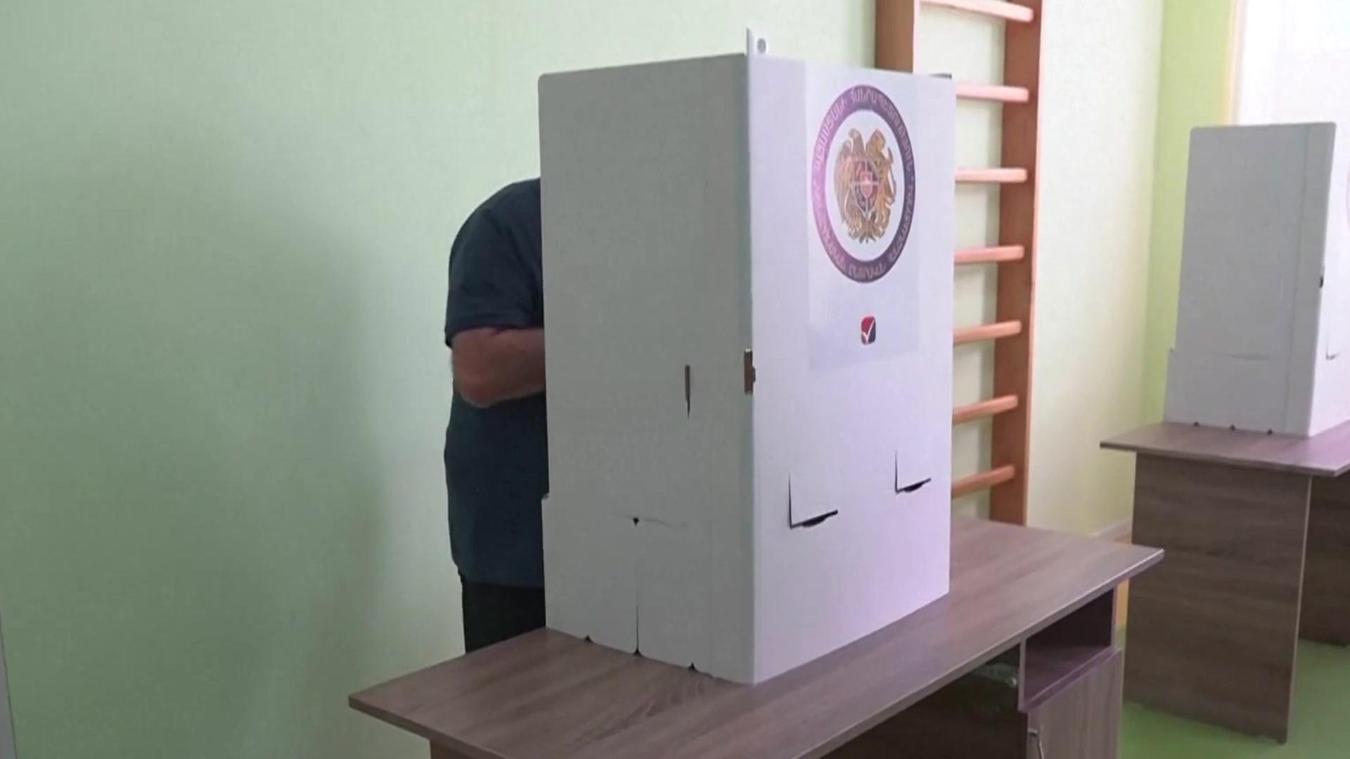 Parlamentswahl in Armenien hat begonnen
