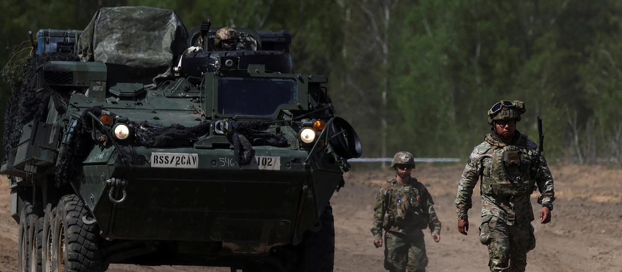 Soldaten der US-Armee marschieren während der Übung „Sword 26“ am 11. Mai 2026 in Polen.
