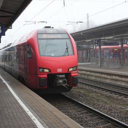 Regionalzüge stehen am Bahnhof Homburg.