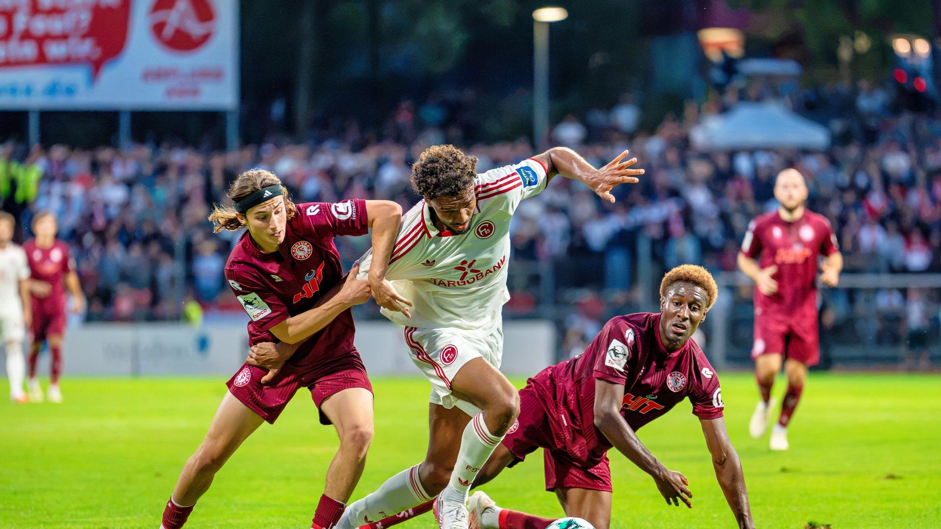 3. Liga: Köln verdient sich Punkt gegen Düsseldorf im Fortunen-Duell