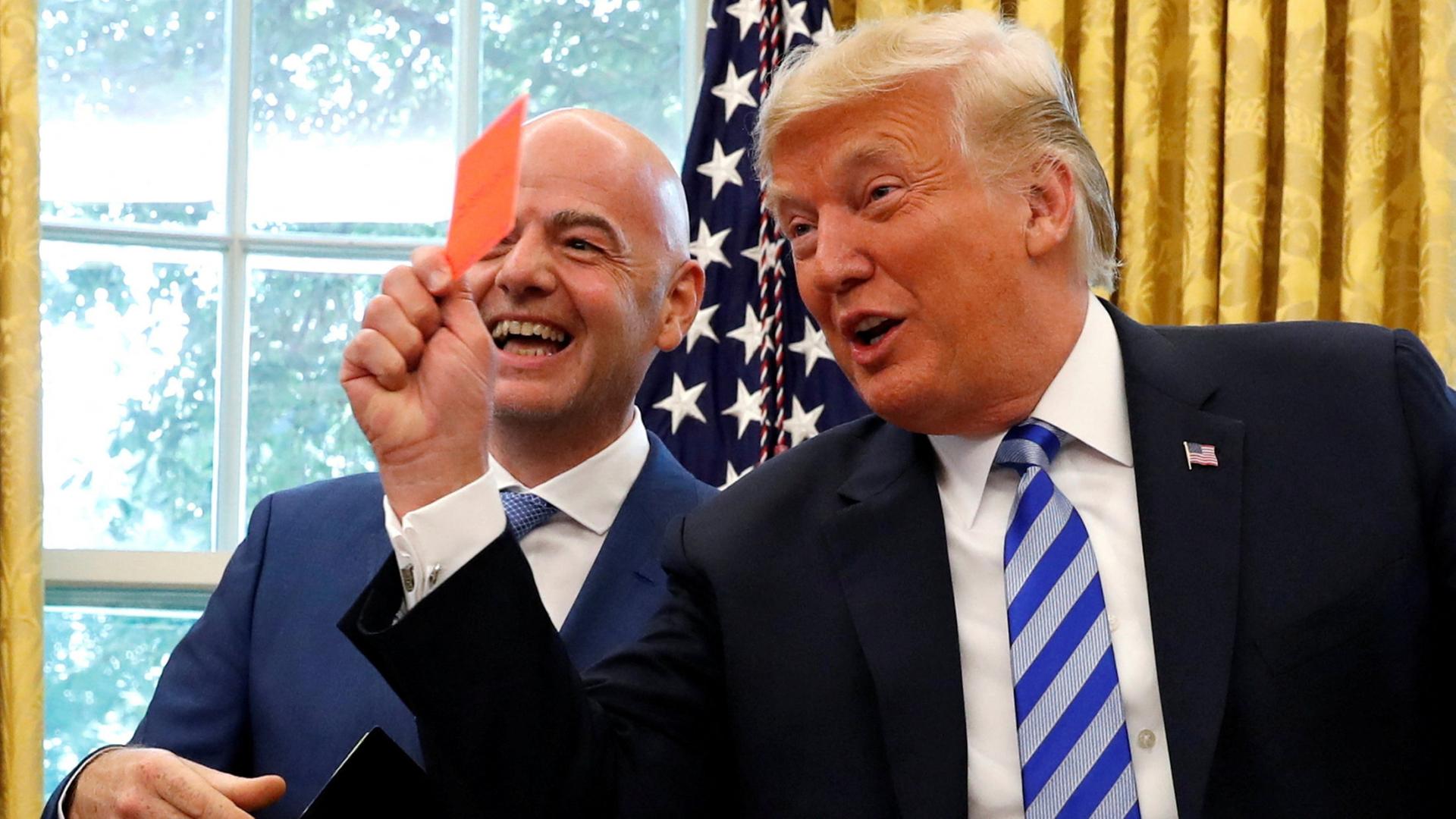 Trump und Infantino im Weißen Haus | REUTERS