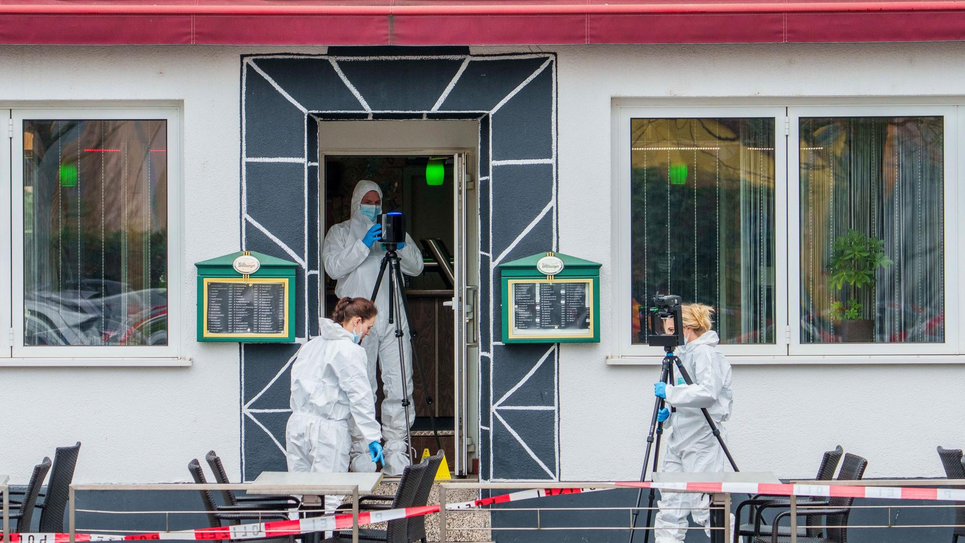 Spurensicherung an dem Lokal in Raunheim | picture alliance/dpa | Andreas Arnold