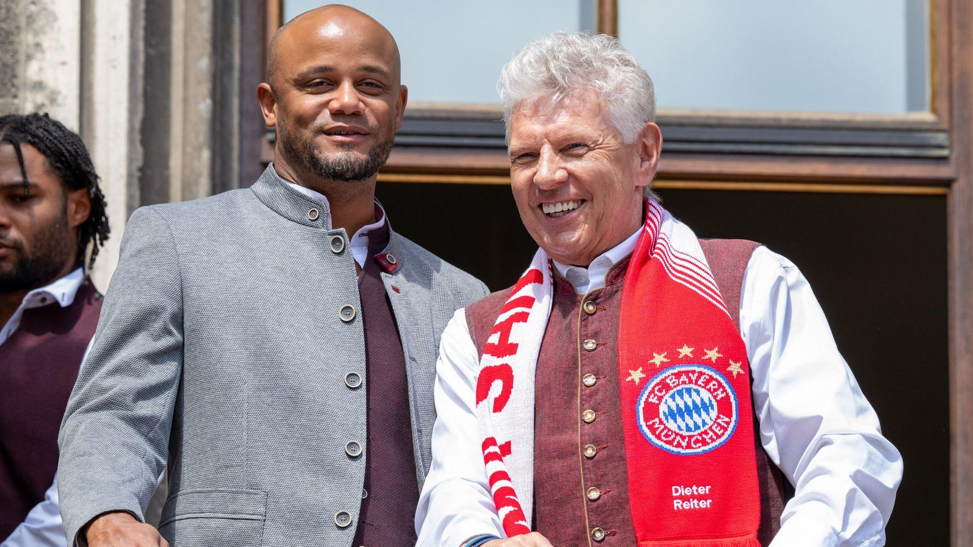 (Archivbild 2025) Cheftrainer Vincent Kompany (FC Bayern München) und der damalige OB Dieter Reiter | picture alliance / kolbert-press | kolbert-press/Ulrich Gamel