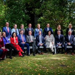 Gruppenfoto der Minister und Ministerinnen auf der Kabinettsklausur