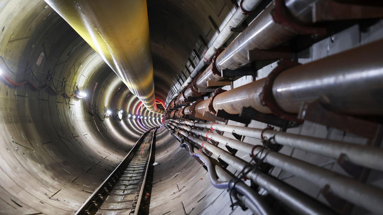 Tunnel unter der Elbe, Samaritaner in Nablus, Flatiron in New York