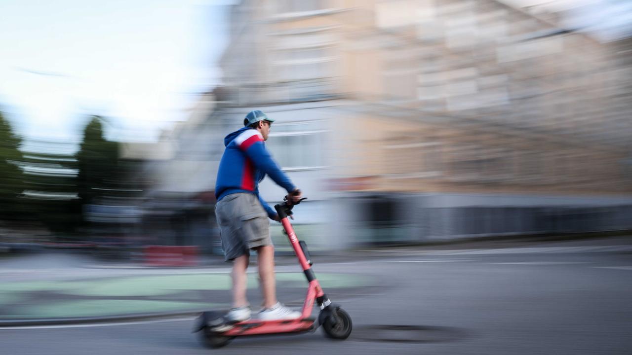 Bundestag berät: Verleiher sollen für E-Scooter-Unfälle haften Bundestag berät: Verleiher sollen für E-Scooter-Unfälle haften