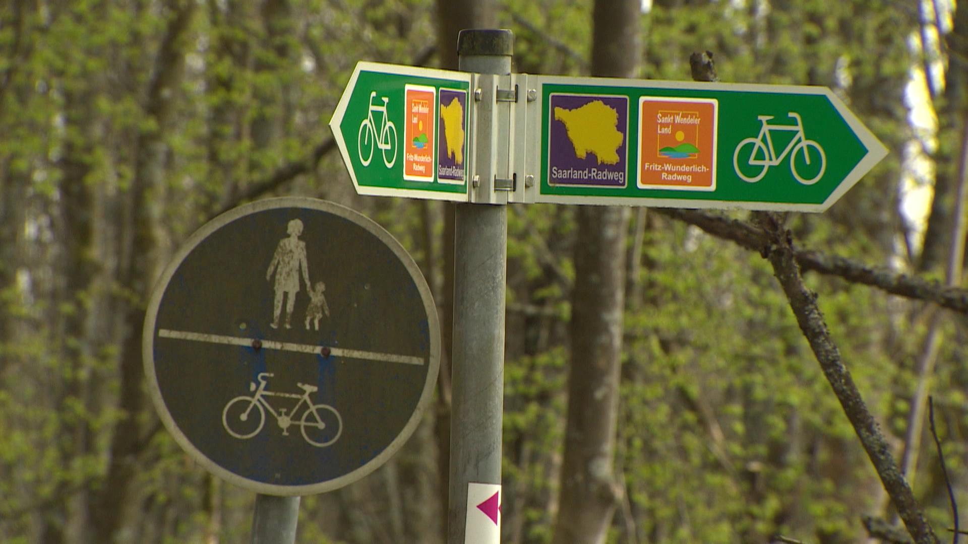 Ausschilderung von Fahrradwegen  | SR