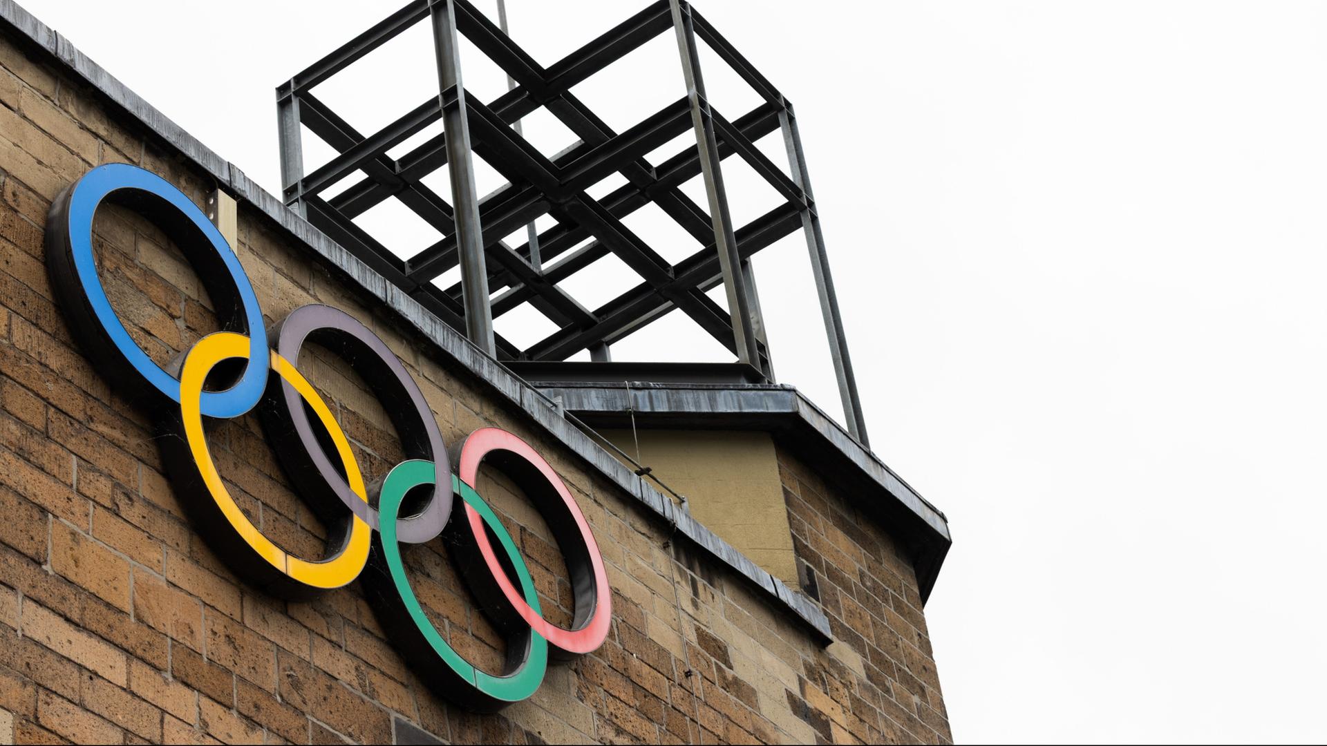 Köln: Olympische Ringe an der Fassade des Sport- und Olympiamuseums | dpa
