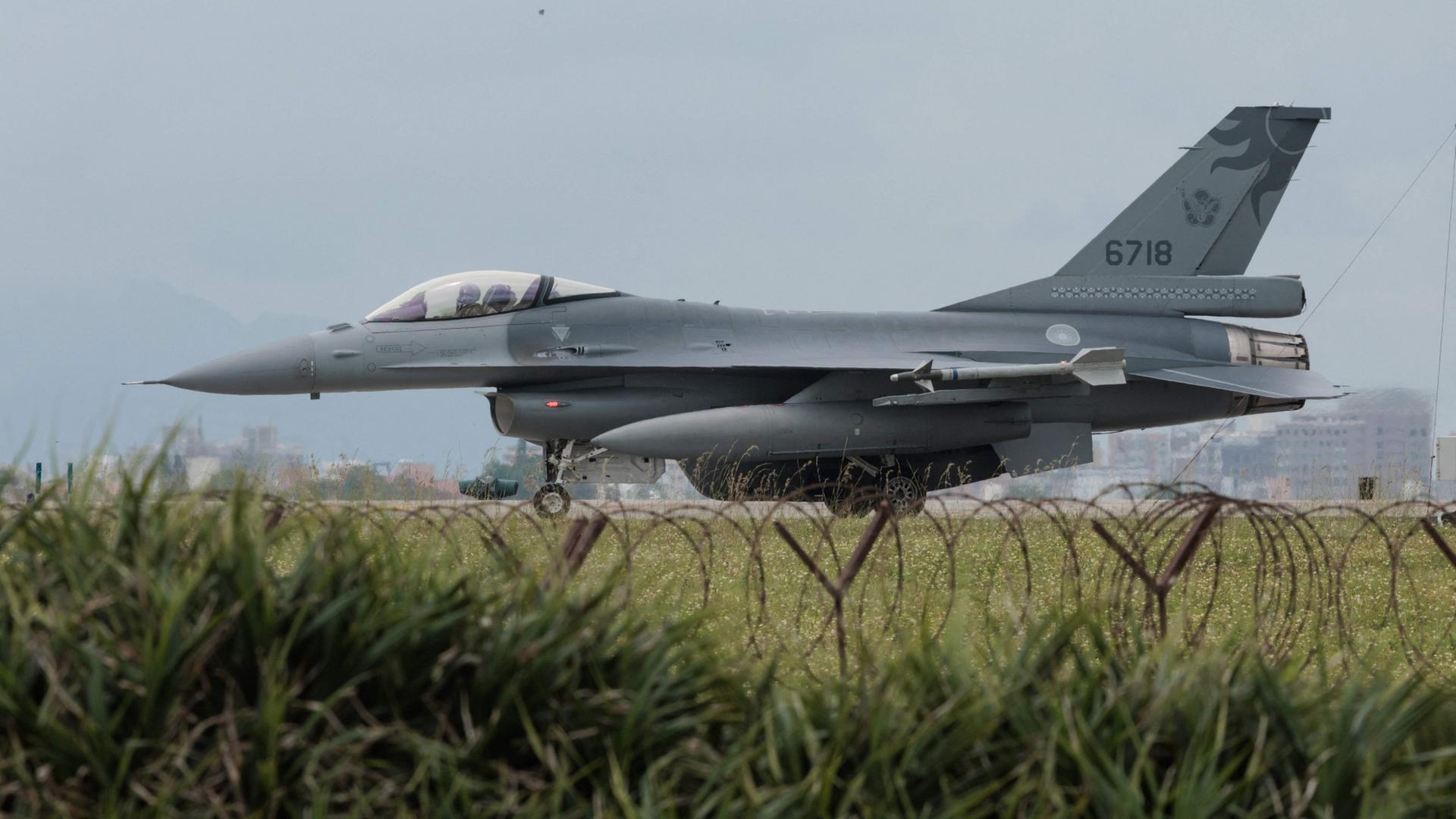 Ein US-Kampfflugzeug des Typs F-16 | AFP