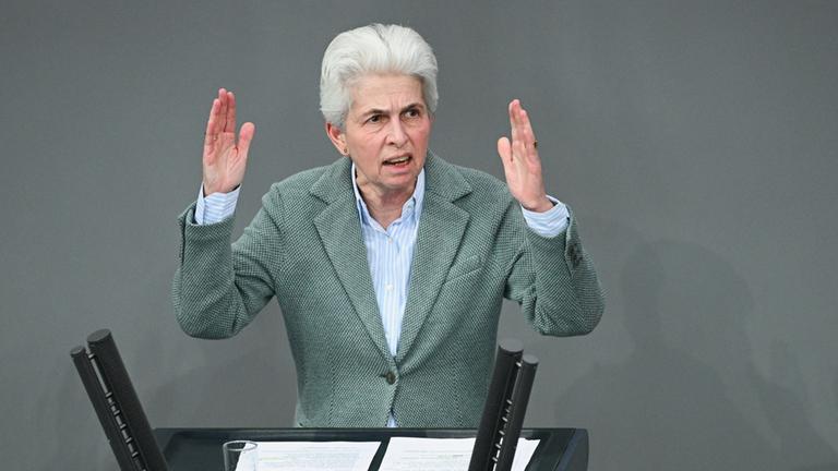 Marie-Agnes Strack-Zimmermann