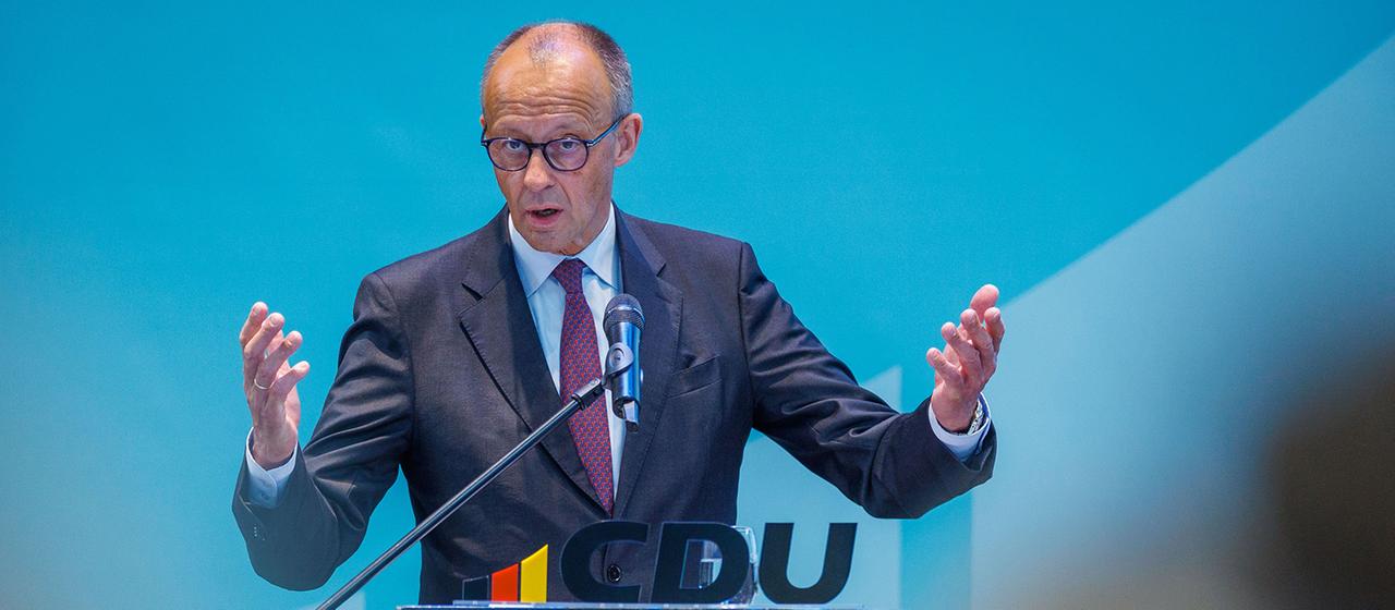 Friedrich Merz spricht beim Landesparteitag der CDU Mecklenburg-Vorpommern in Linstow.
