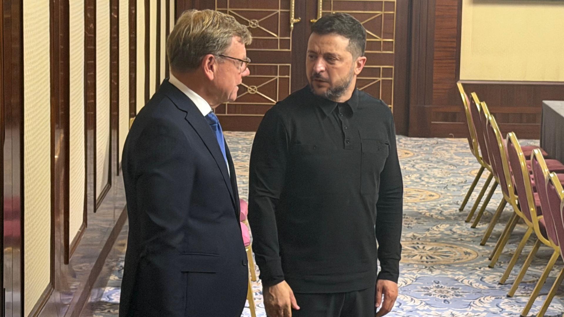 Außenminister Wadephul zu unangekündigtem Besuch in der Ukraine