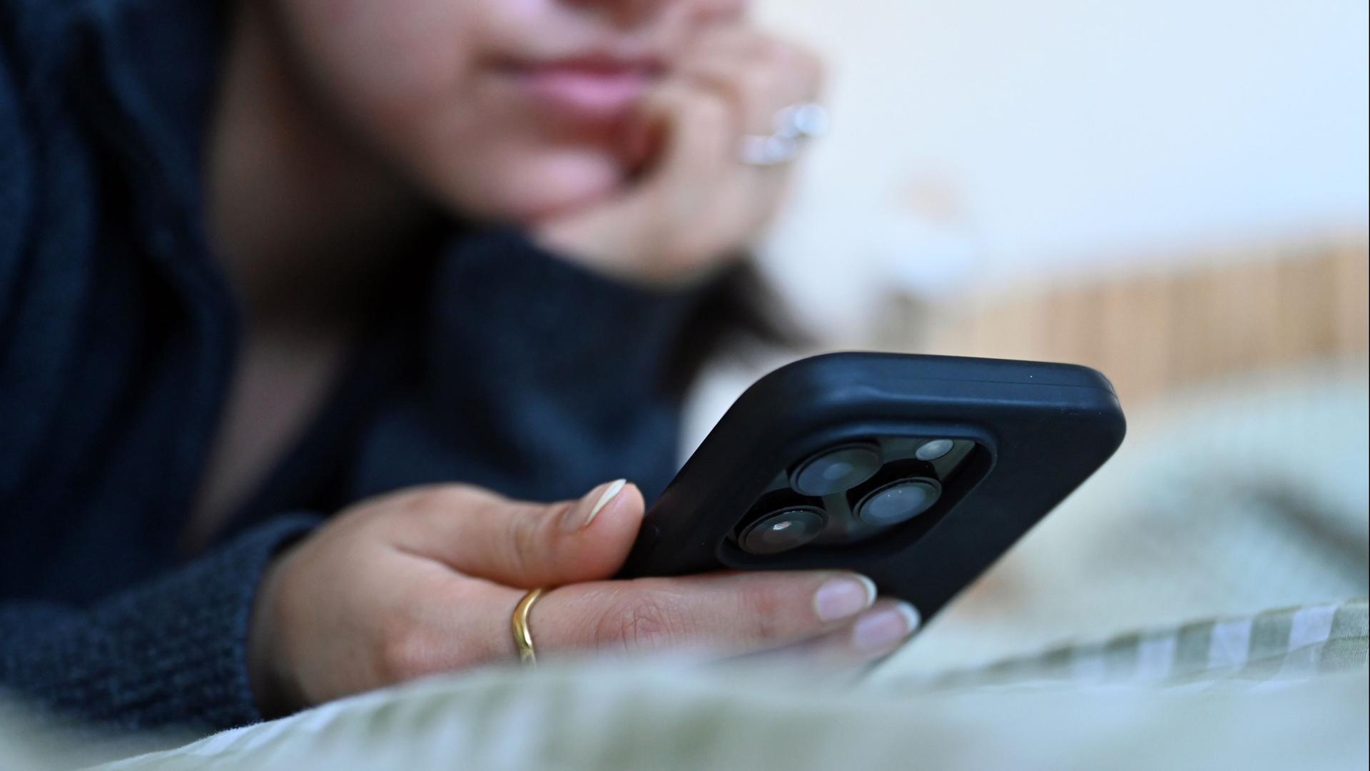 Online Challenges: Bundesrat fordert mehr Schutz von Minderjährigen