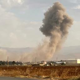 Rauch steigt in der Nähe der libanesischen Stadt Baalbek auf.
