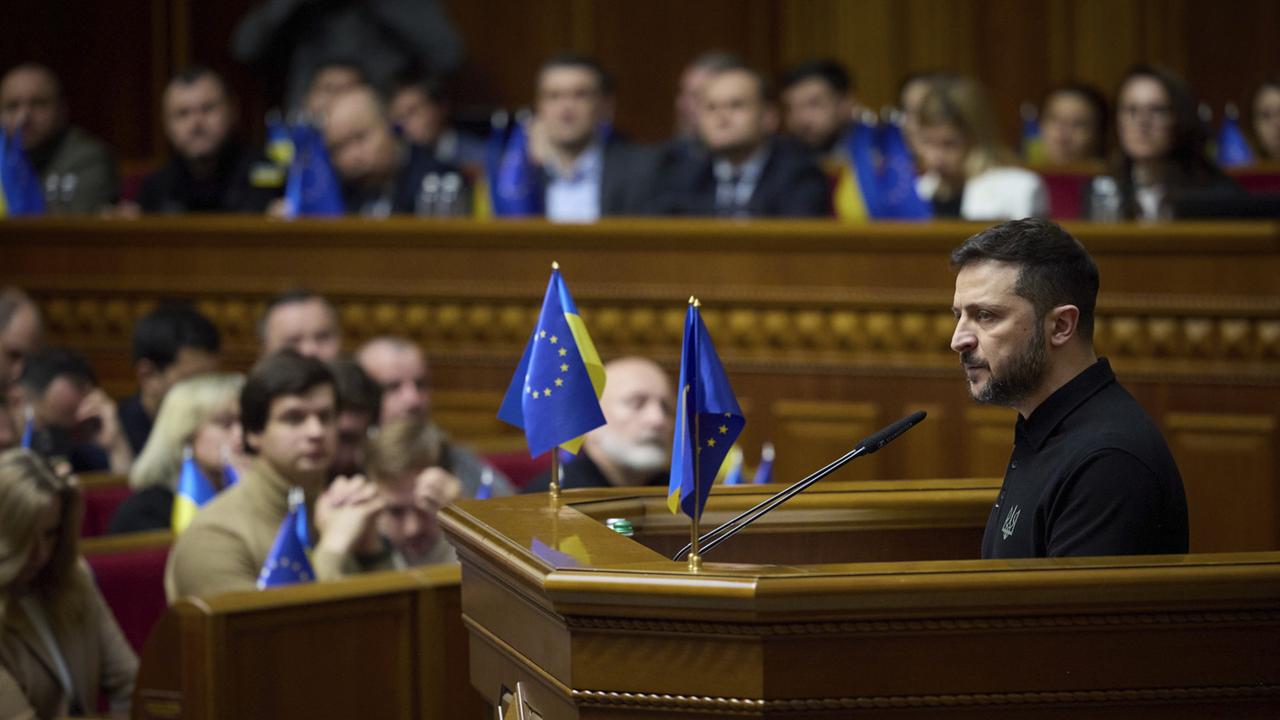 Ukraine: Zwischen Selenskyj-Regierung und Parlament knirscht es