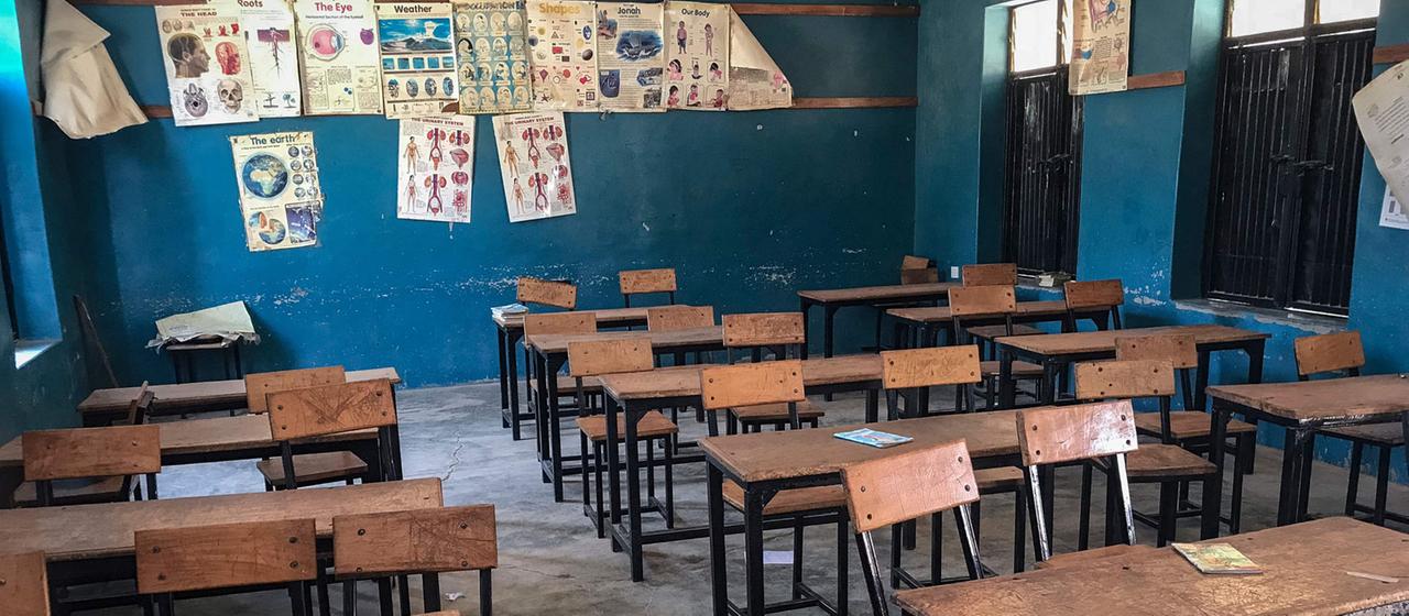 Ein Klassenzimmers der St. Mary's Catholic School in Papiri, Nigeria.