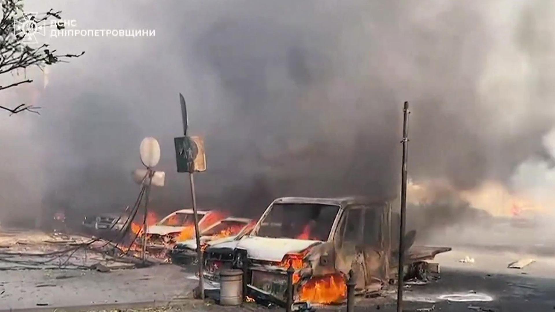 Tote und Verletzte bei russischem Angriff auf Einkaufszentrum in der Ukraine