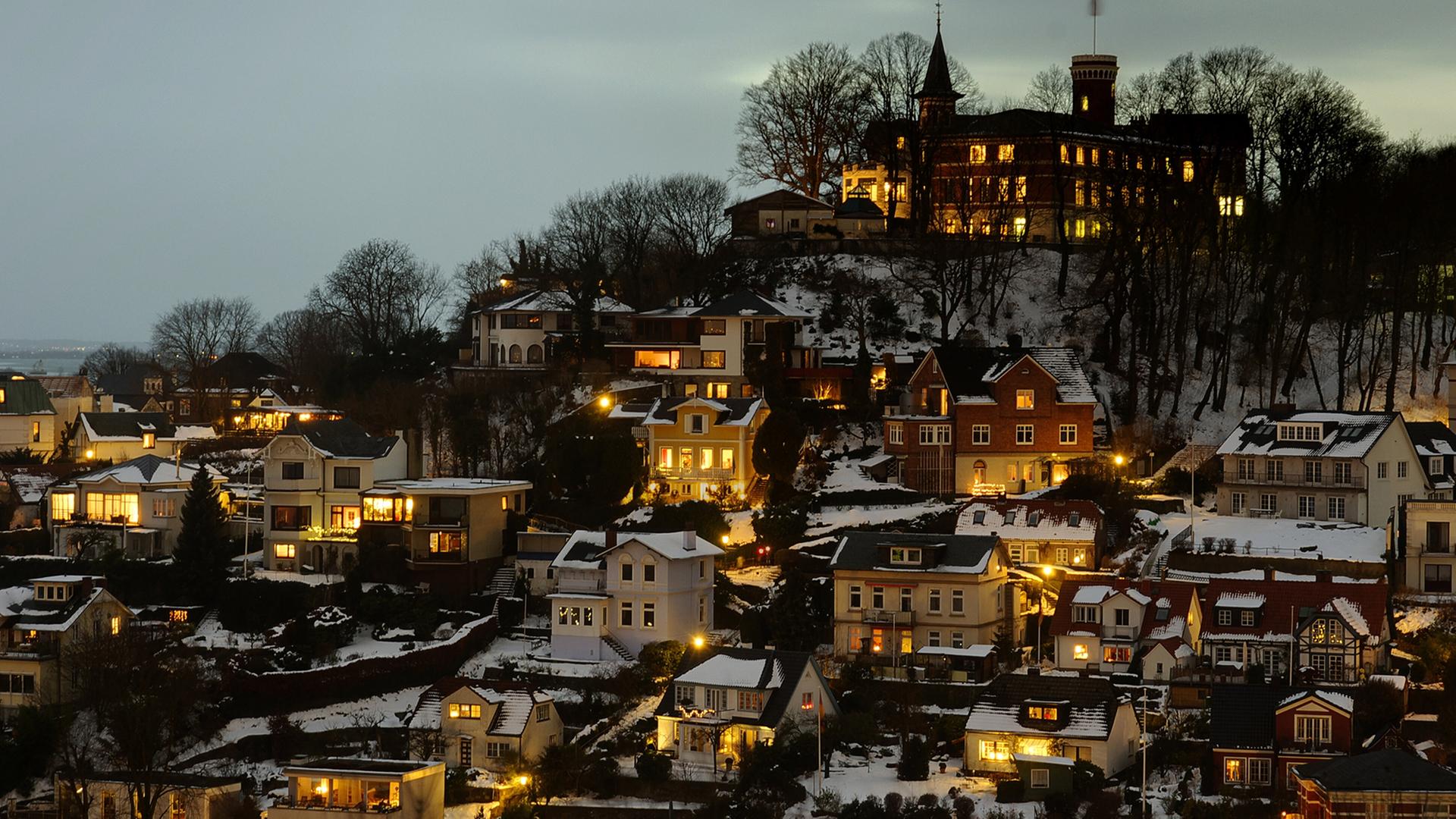 Blick auf das Villenviertel in Blankenese. | picture alliance / simba/Shotsho