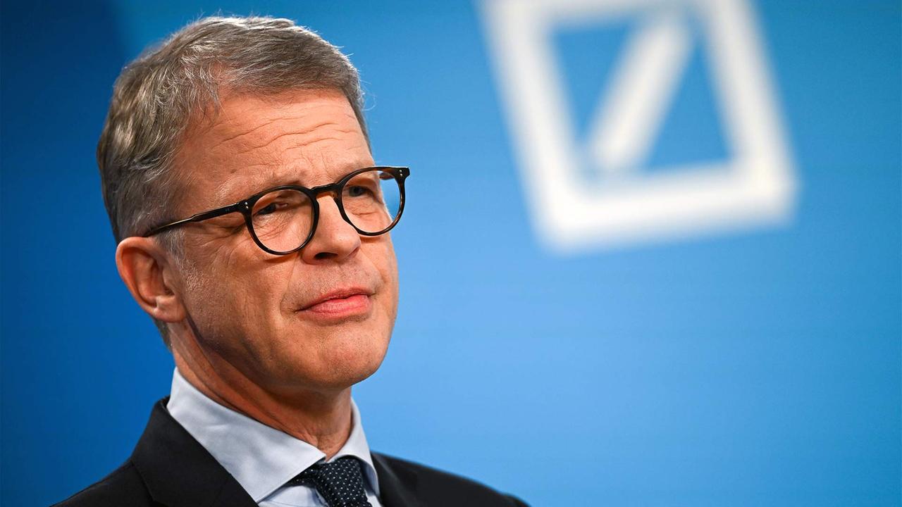 Deutsche-Bank-Chef Sewing sieht Deutschlands größte Bank gut aufgestellt