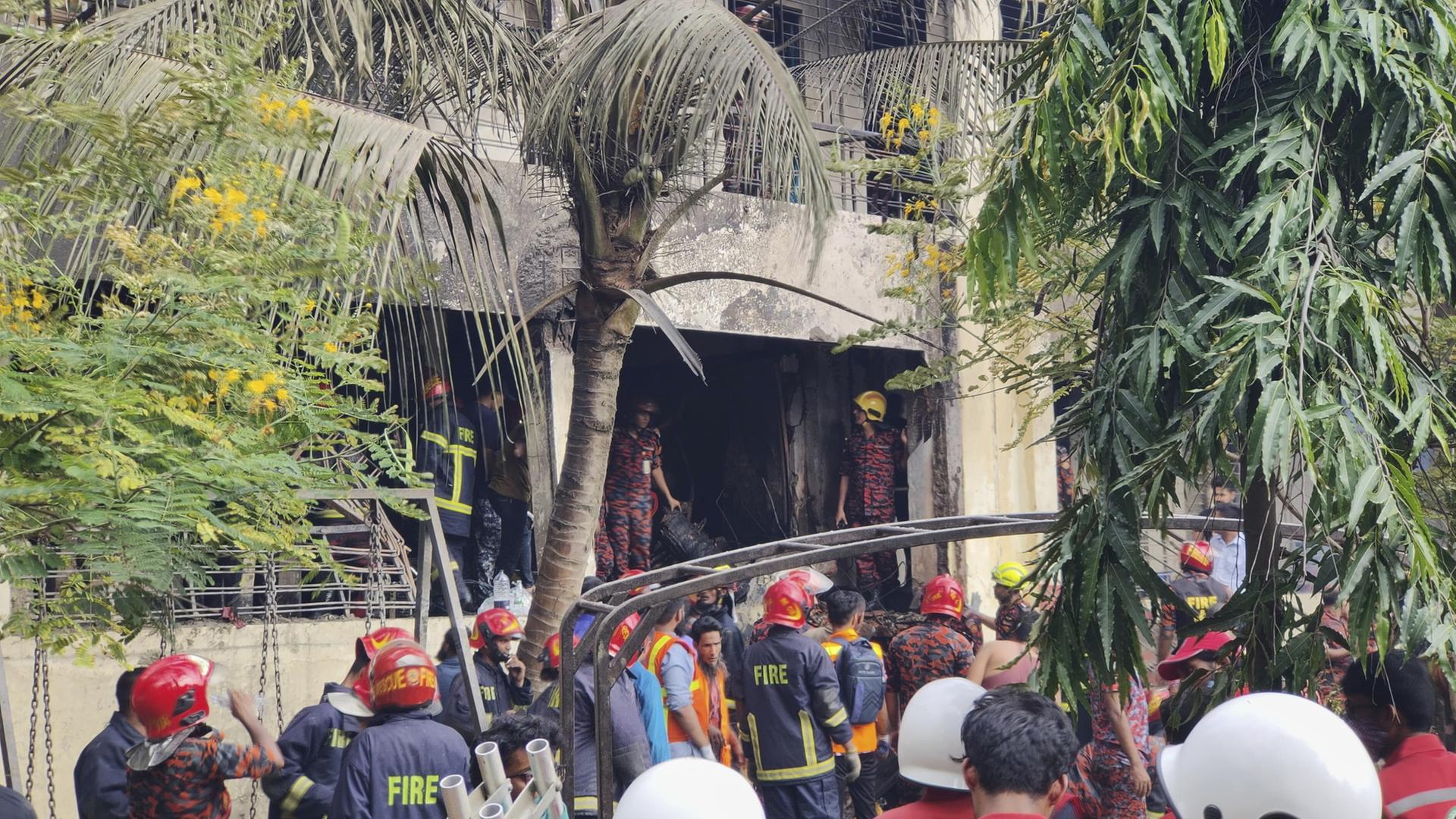 Bangladesch: Viele Tote nach Flugzeugabsturz auf Schule