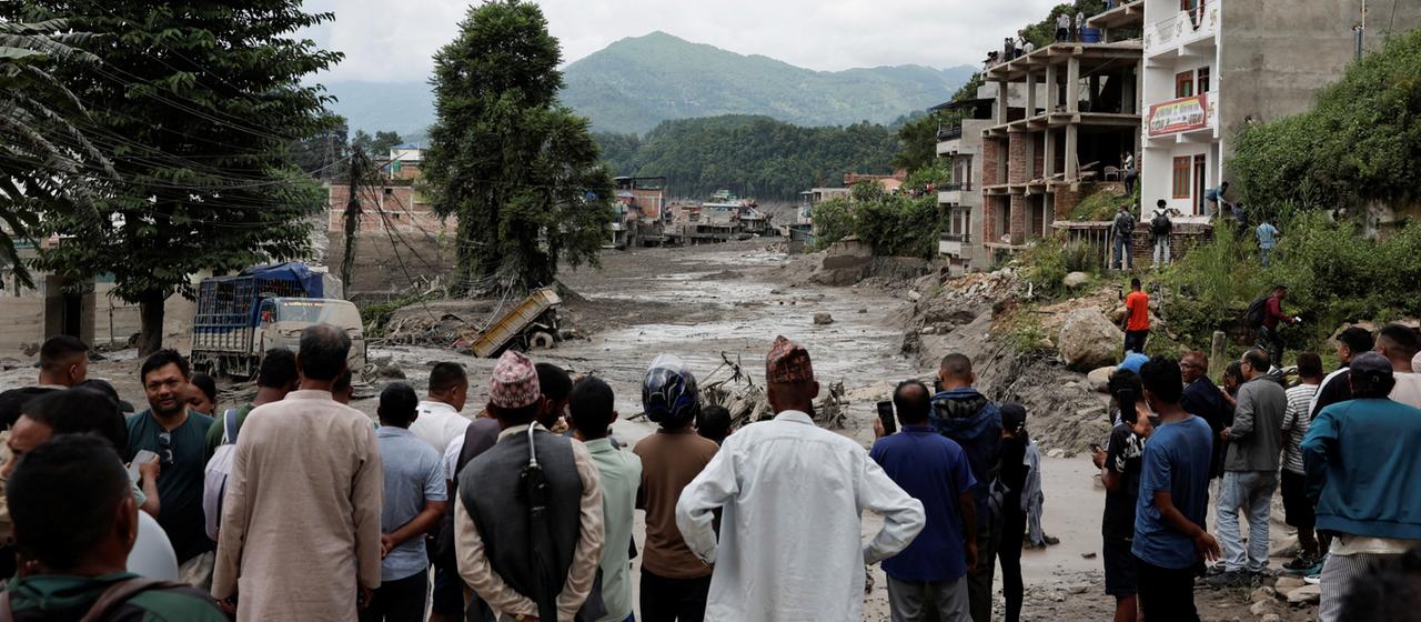 was-ber-die-flutwelle-in-nepal-bekannt-ist-tagesschau-de