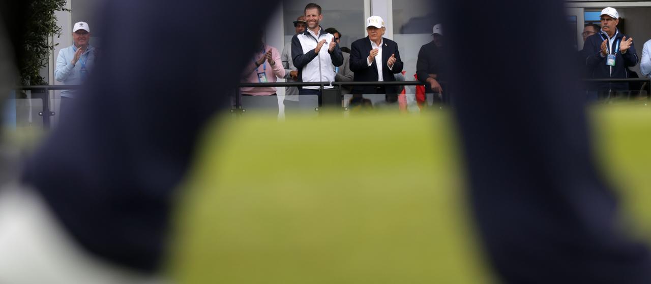 Eric Trump und Donald Trump auf dem Golfturnier Irish Open