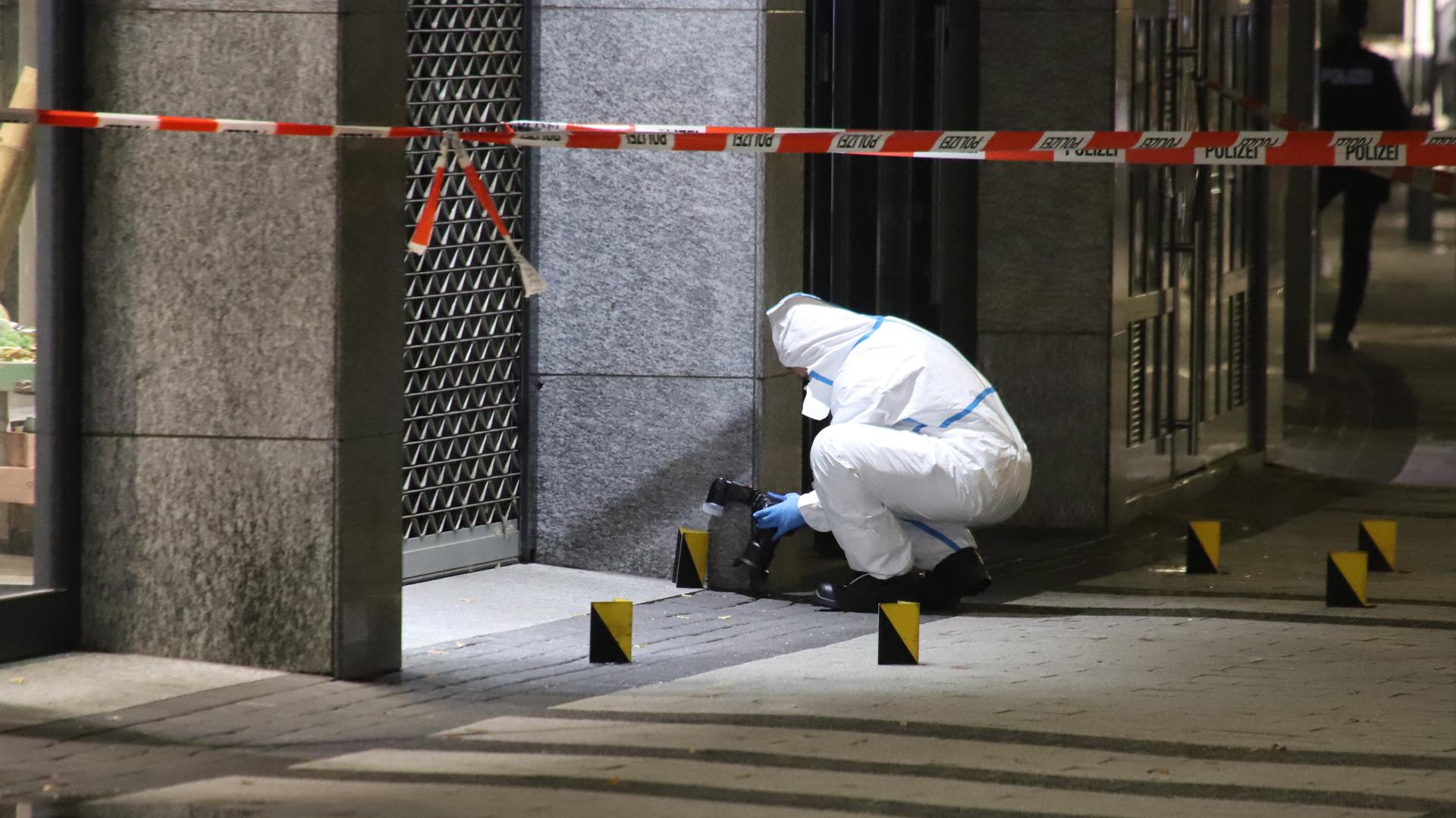 Wieder Schüsse auf Kölner Uhrengeschäft