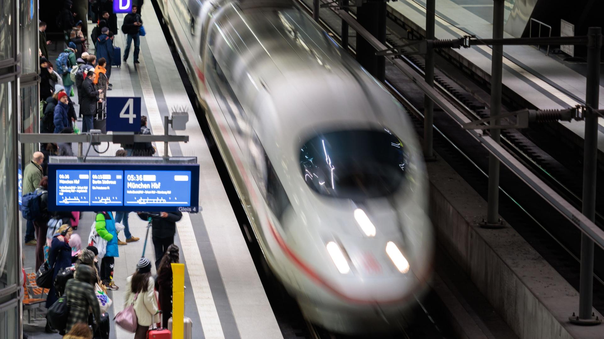 Bilger drängt auf Wiedereinführung der Familienreservierung bei der Bahn