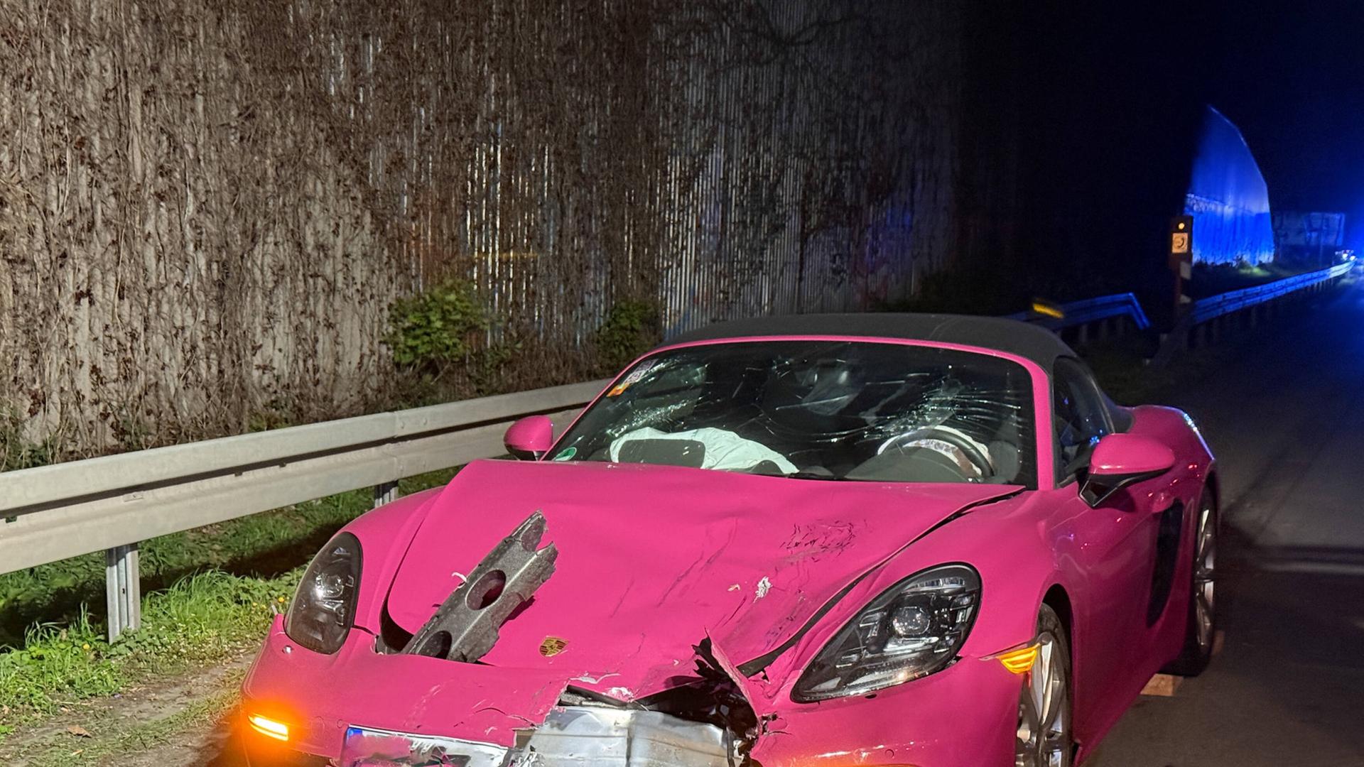 Unfall auf A2 bei Dortmund: Motorradfahrer schwer verletzt