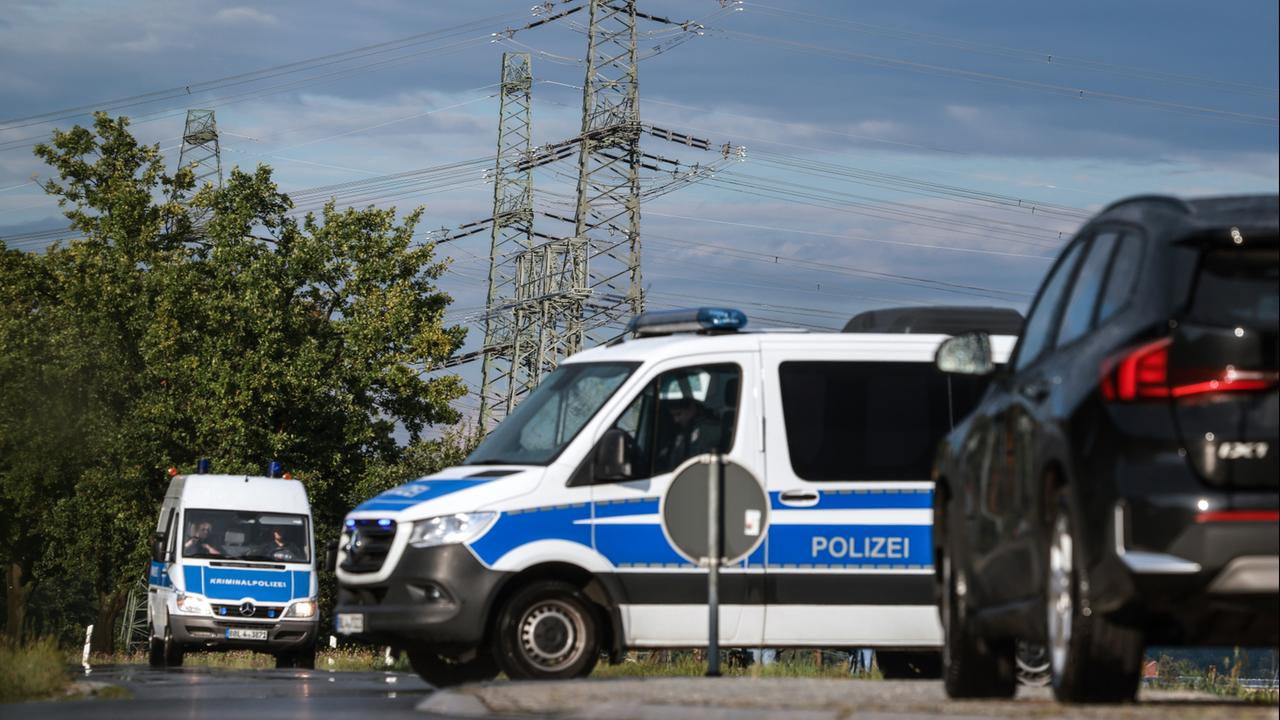 Sabotageversuch an Hochspannungsleitung in Brandenburg: Ermittlungen wegen schwerer Straftat