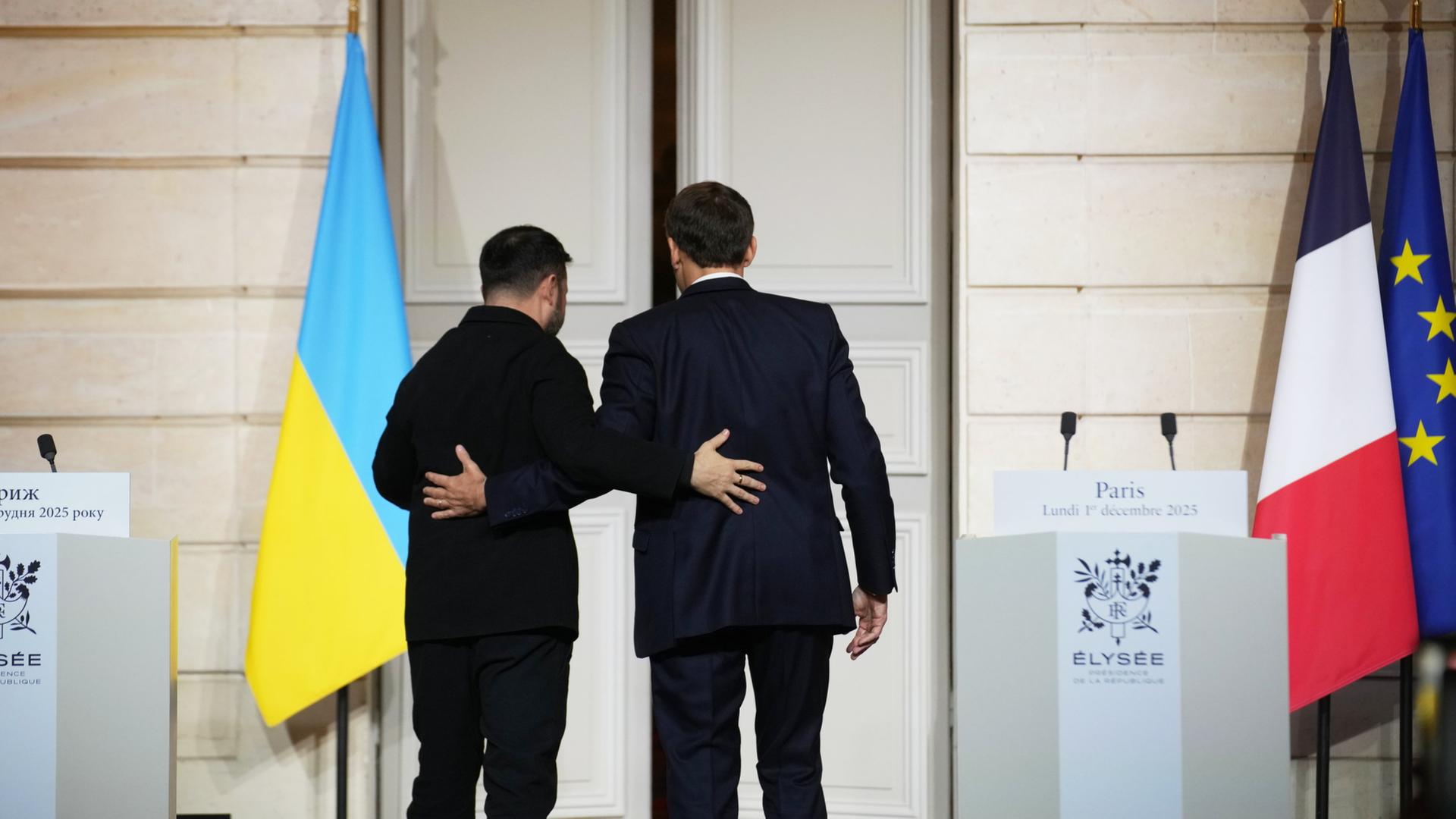 Selenskyj und Macron | AP