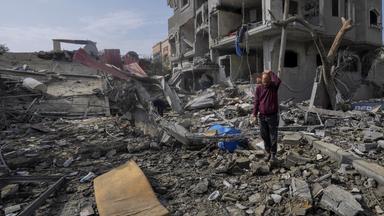 Zerstörte Gebäude im Ort Maghasi im Gazastreifen.