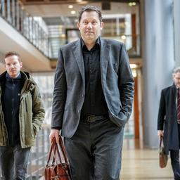 Lars Klingbeil kommt im Jakob-Kaiser-Haus an.