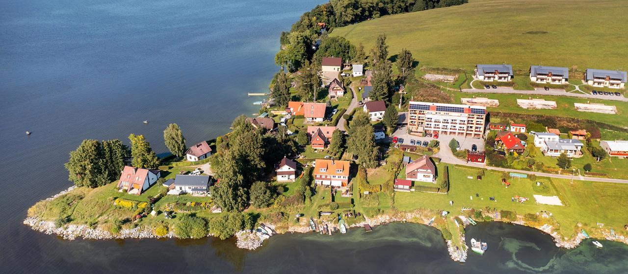 Das teschichische Dorf Dolní Vltavice.