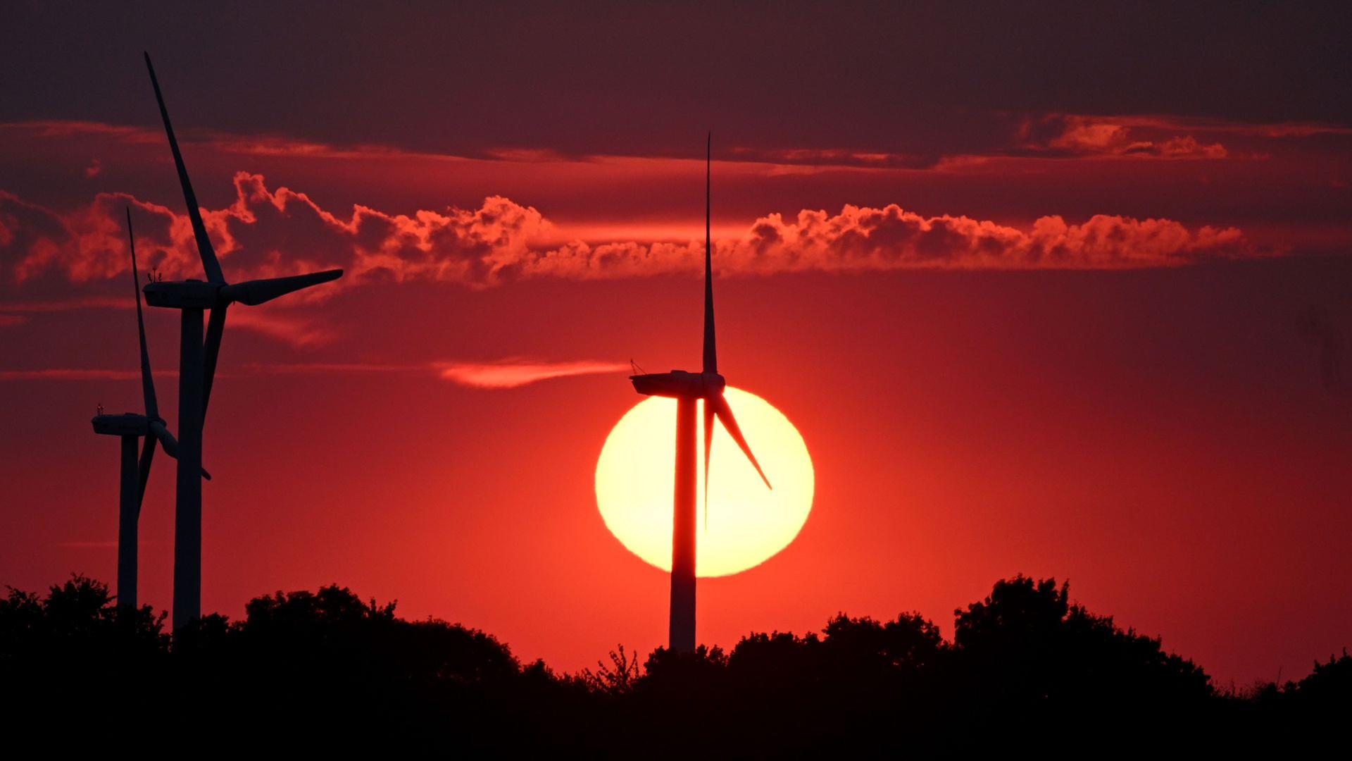 Windkraft-Bremse für Bayern? Bürgermeister schlagen Alarm