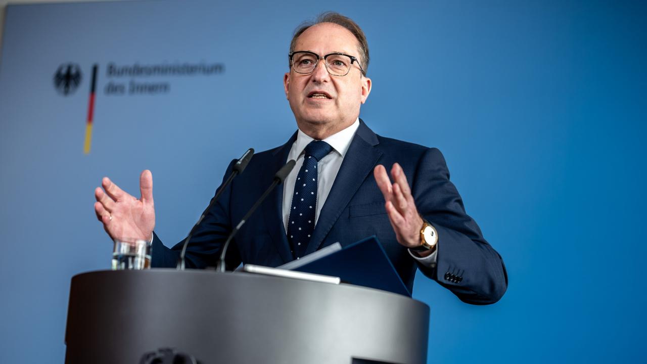 BND-Gesetz – Dobrindt bremst offenbar Reform BND-Gesetz – Dobrindt bremst offenbar Reform