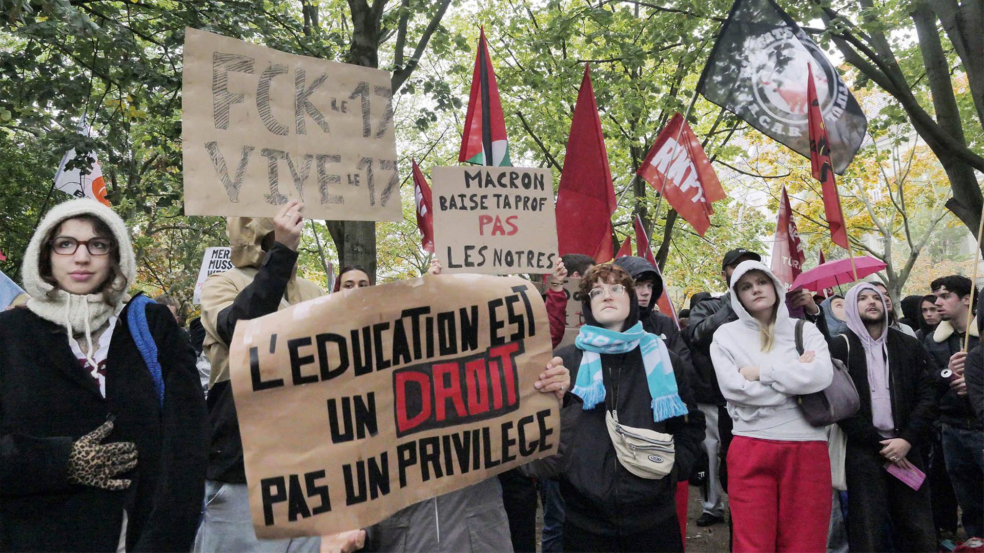  Solidarität mit den Schüler:innen in Frankreich am Kleistpark. (Quelle: imago images/Gudath) | imago images/Gudath