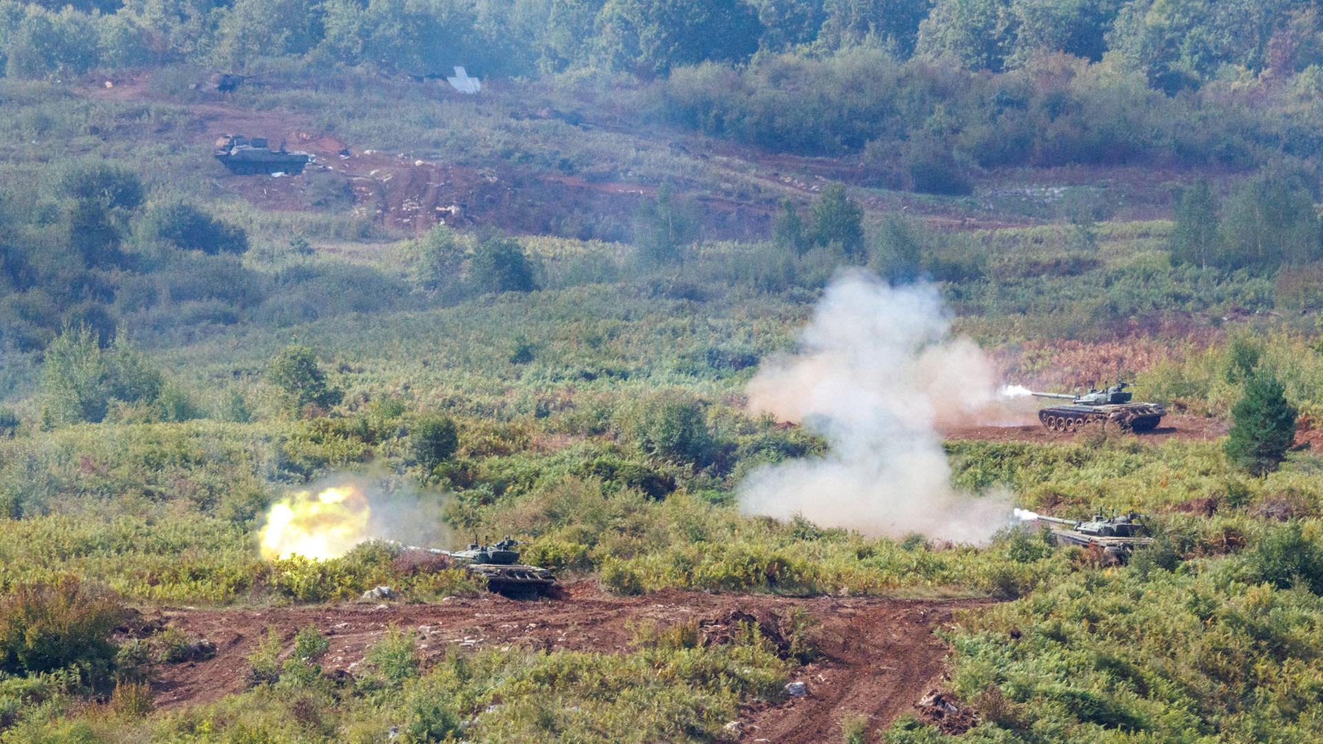 Eine Militärübung in Slunj, Kroatien. | REUTERS