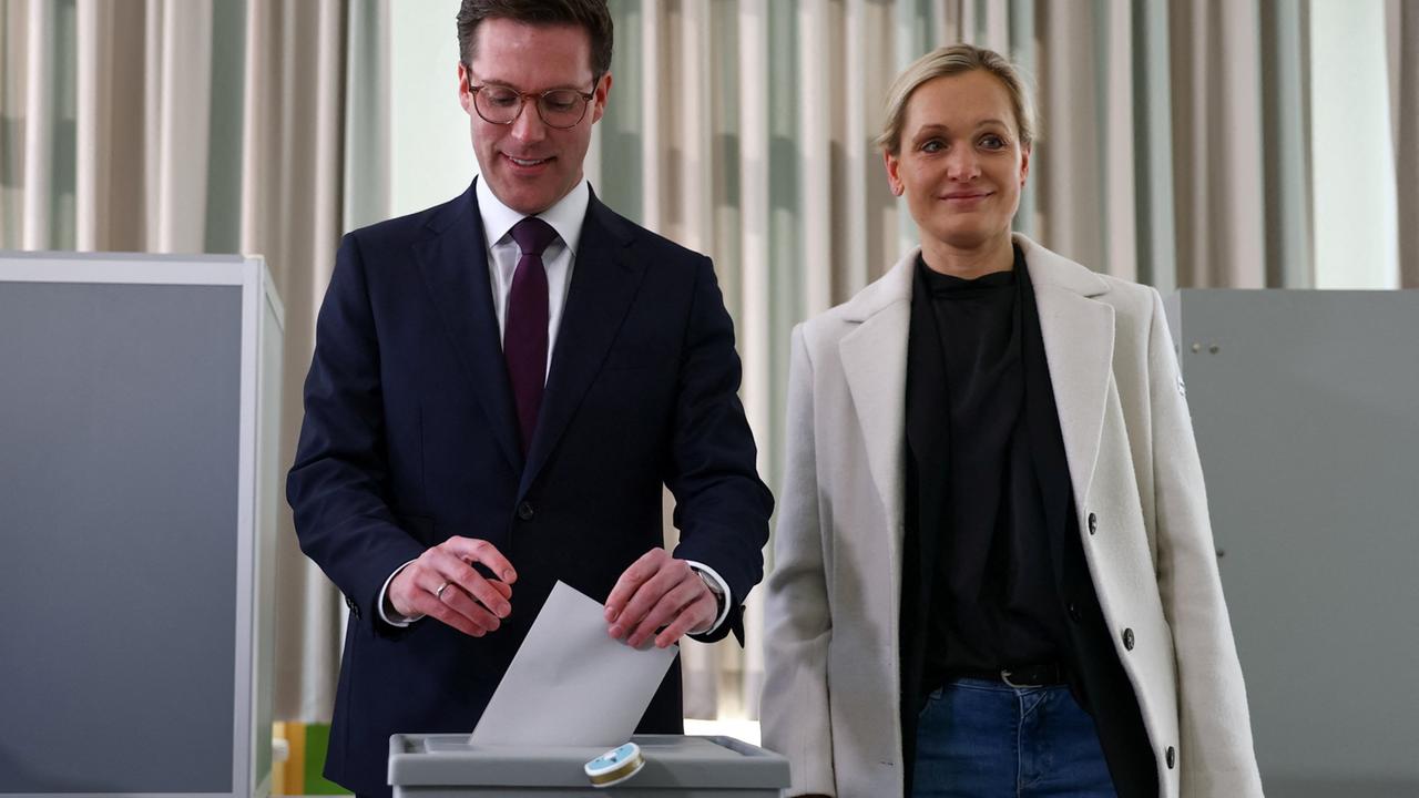 Landtagswahl Baden-Württemberg ++ CDU-Spitzenkandidat Hagel gibt Stimme ab ++