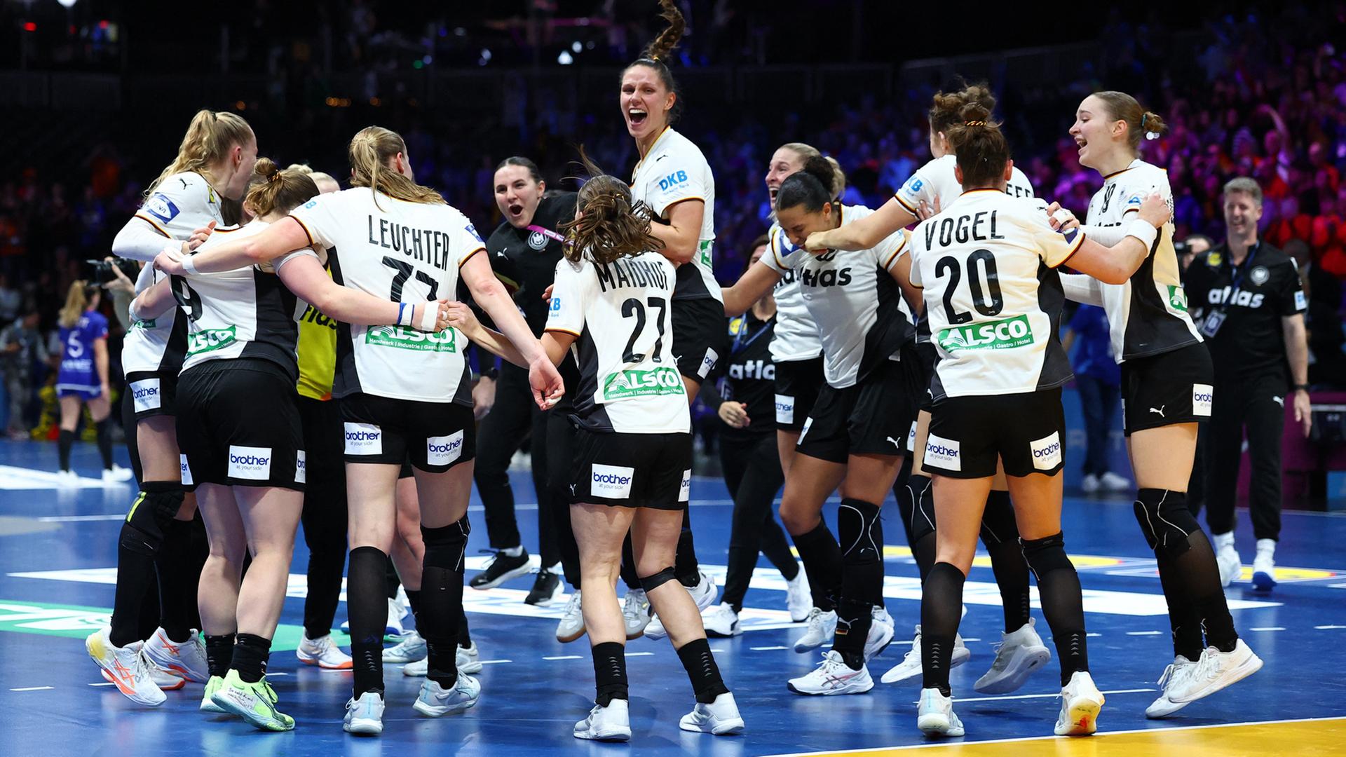 Deutsche Handballerinnen ziehen ins WM-Finale ein Deutsche Handballerinnen ziehen ins WM-Finale ein