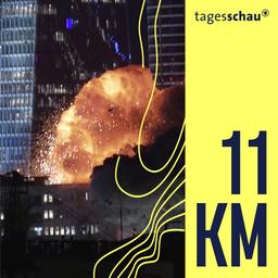 Bei einem Raketenangriff in Tel Aviv, Israel, ist am Freitag, den 13. Juni 2025, eine Explosion zu sehen. 