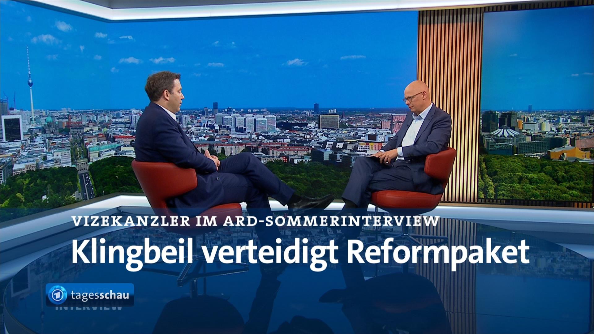 tagesschau in 100 Sekunden