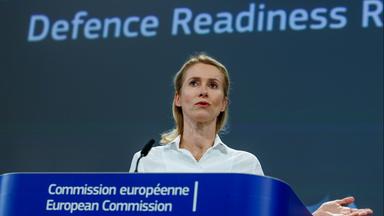 Kallas auf einer Pressekonferenz in Brüssel