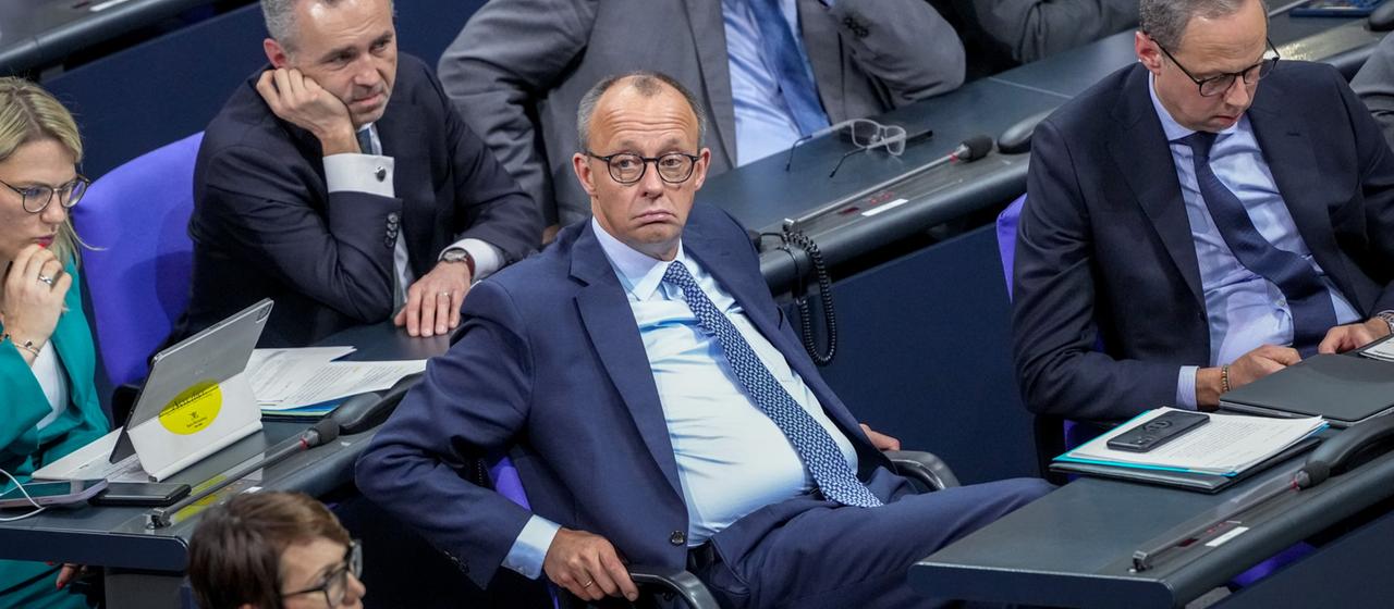 „Ein strahlender Erfolg sieht anders aus“, Markus Preiß, ARD Berlin, zur  Reaktion von CDU-Chef Merz zur Abstimmung des Entschließungsantrags