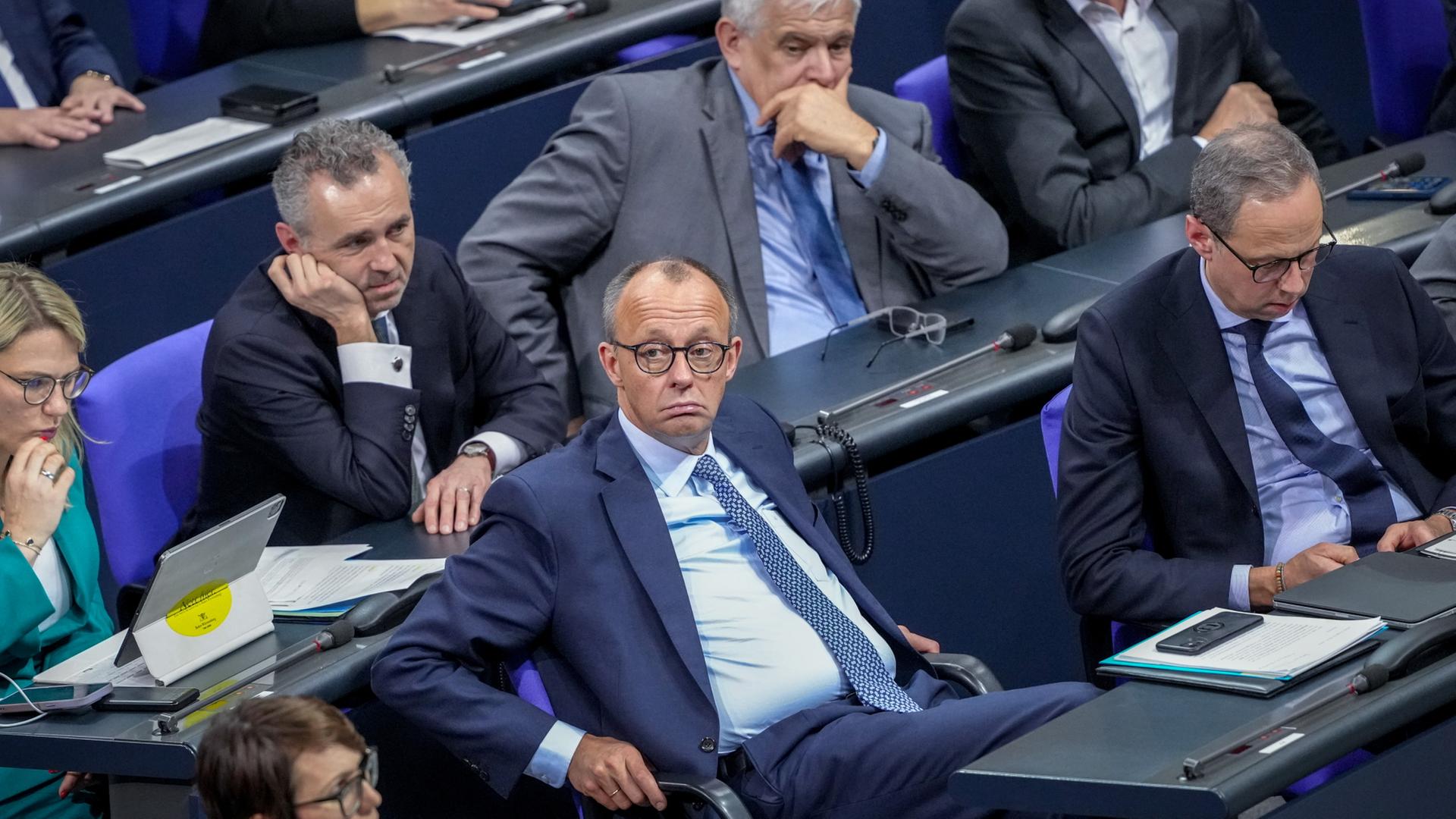 „Ein strahlender Erfolg sieht anders aus“, Markus Preiß, ARD Berlin, zur  Reaktion von CDU-Chef Merz zur Abstimmung des Entschließungsantrags