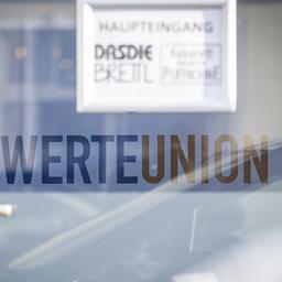 Mitglieder des Vereins Werteunion treffen sich in Erfurt.