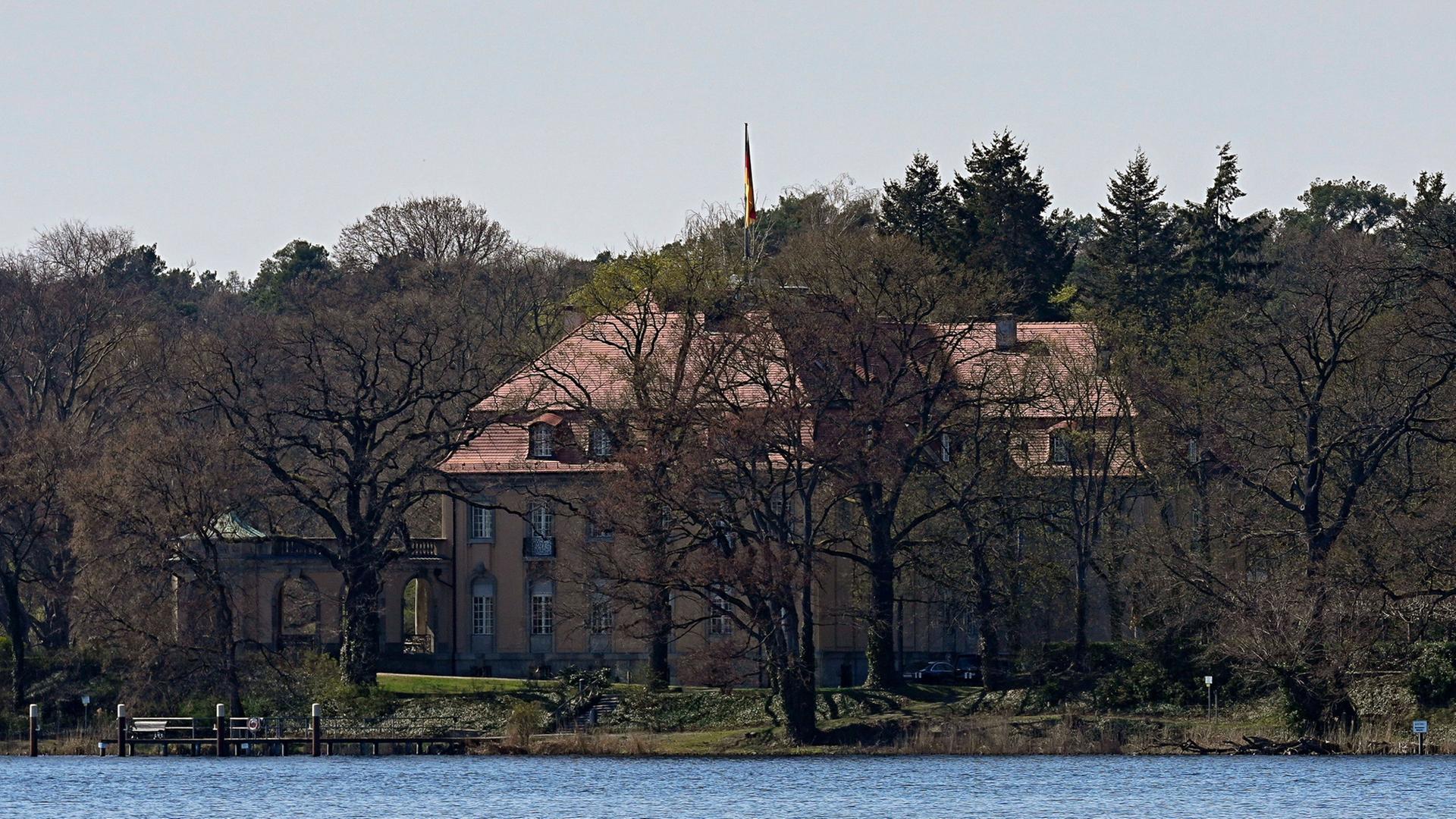 Blick auf die Villa Borsig, dem Gästehaus des Auswärtigen Amtes. | Sven Kaeuler/dpa